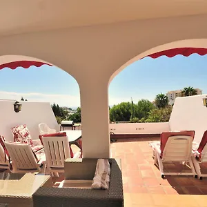 https://chalet-h-golf.es-andalucia.com